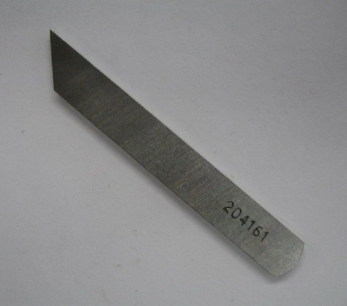 Нож нижний 204161 (788) (20619004/30219002) подходит для JK-8569UT фото