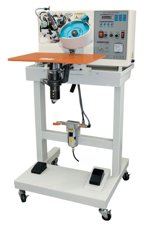 Автоматическая 1-головочная машина для установки страз ультразвуком и горячей фиксацией SEUNG MIN LK 211-UH